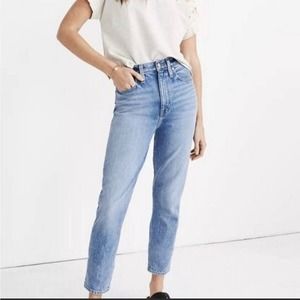 COPY - Madewell Mom Jeans Size 31